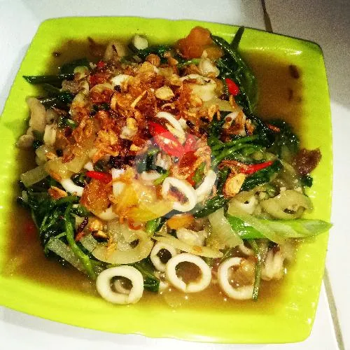 Cah Kangkung Cumi